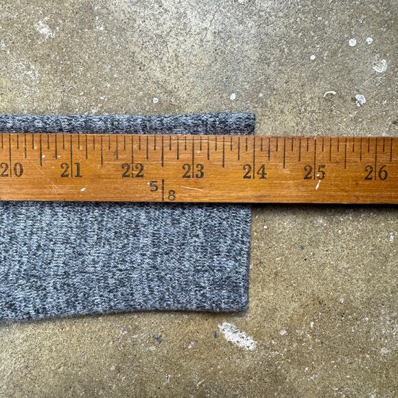 American Eagle Soft & Sexy Plush V‑neck Sweater‎ Gray Women’s Small - Picture 9 of 10